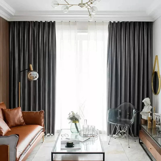 Rideau en velours gris occultant chic