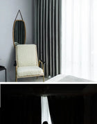 Rideau occultant en velours gris traditionnel
