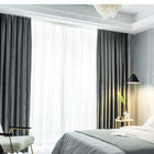 Rideau occultant en velours gris traditionnel