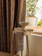 Rideau occultant en velours marron vintage