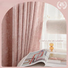 Rideau occultant en velours rose, sur mesure