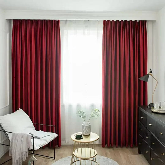 Rideau en velours rouge occultant, sur mesure