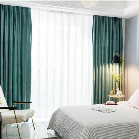 Rideau occultant en velours vert, sur mesure