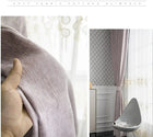 Rideau occultant en velours violet, sur mesure